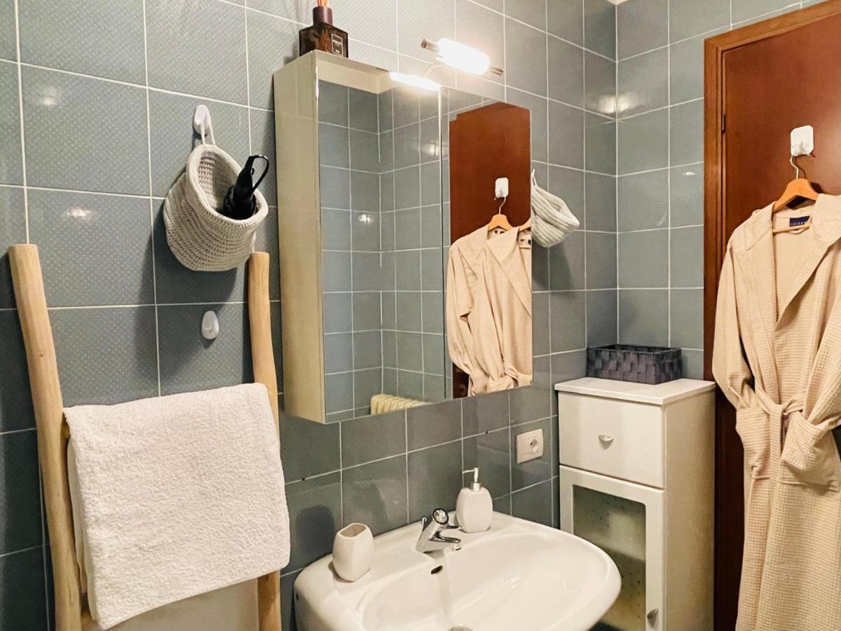 Residenza Victoria Apartment Menaggio Bagian luar foto
