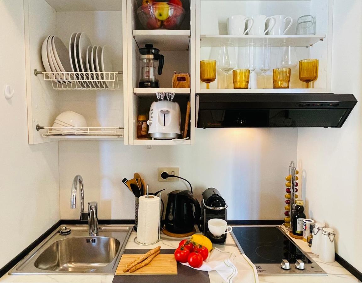 Residenza Victoria Apartment Menaggio Bagian luar foto