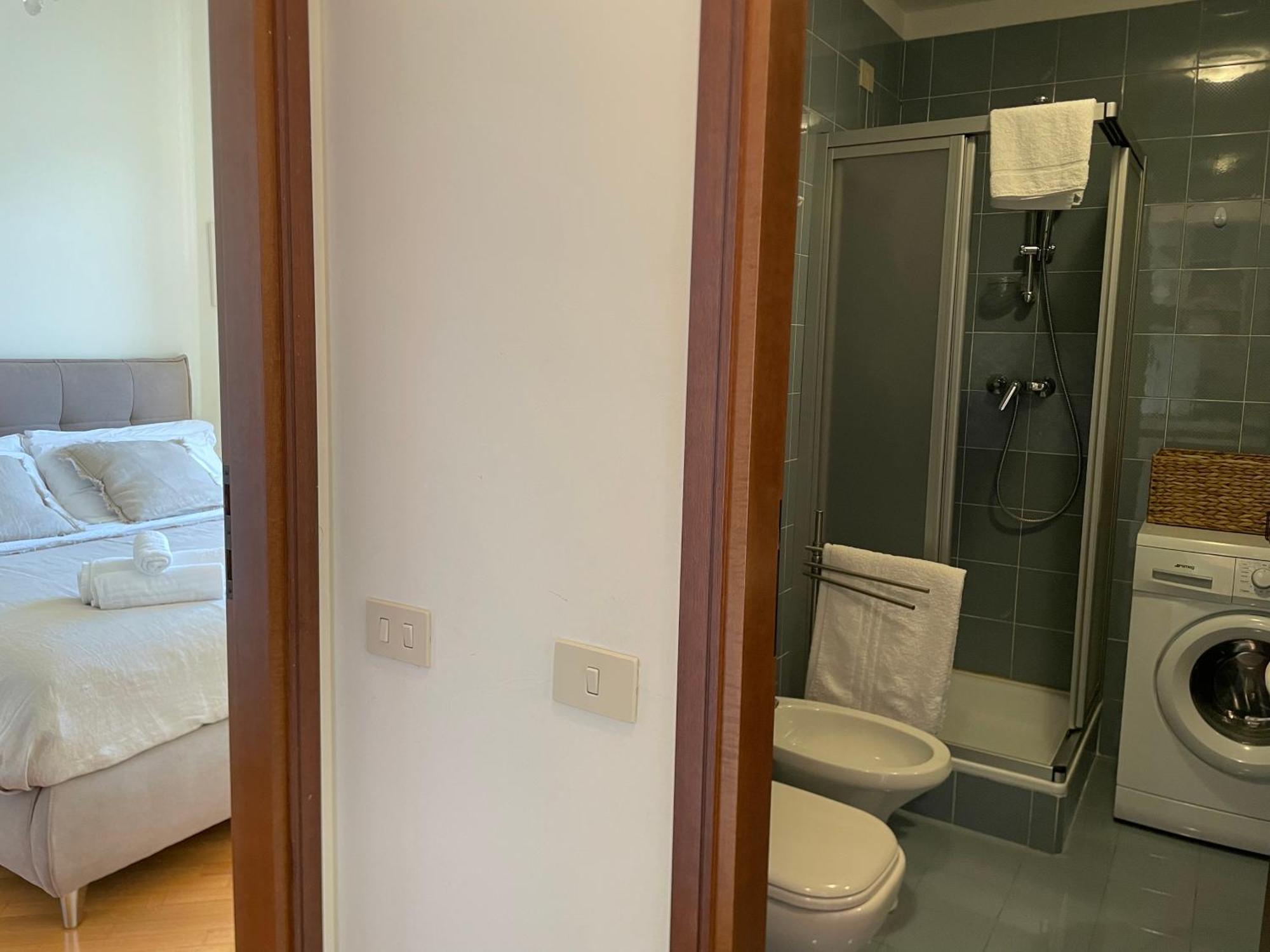 Residenza Victoria Apartment Menaggio Bagian luar foto